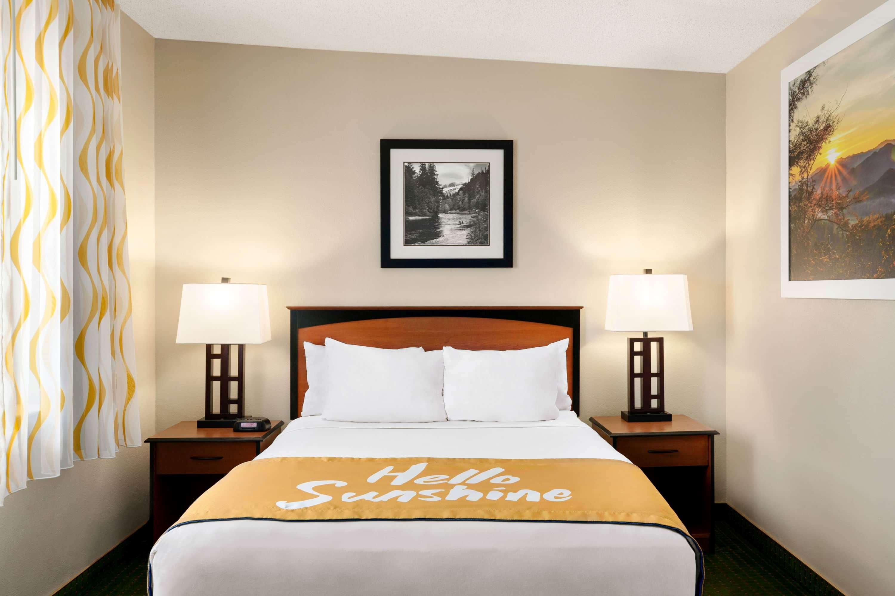 Days Inn By Wyndham Cortez Dış mekan fotoğraf