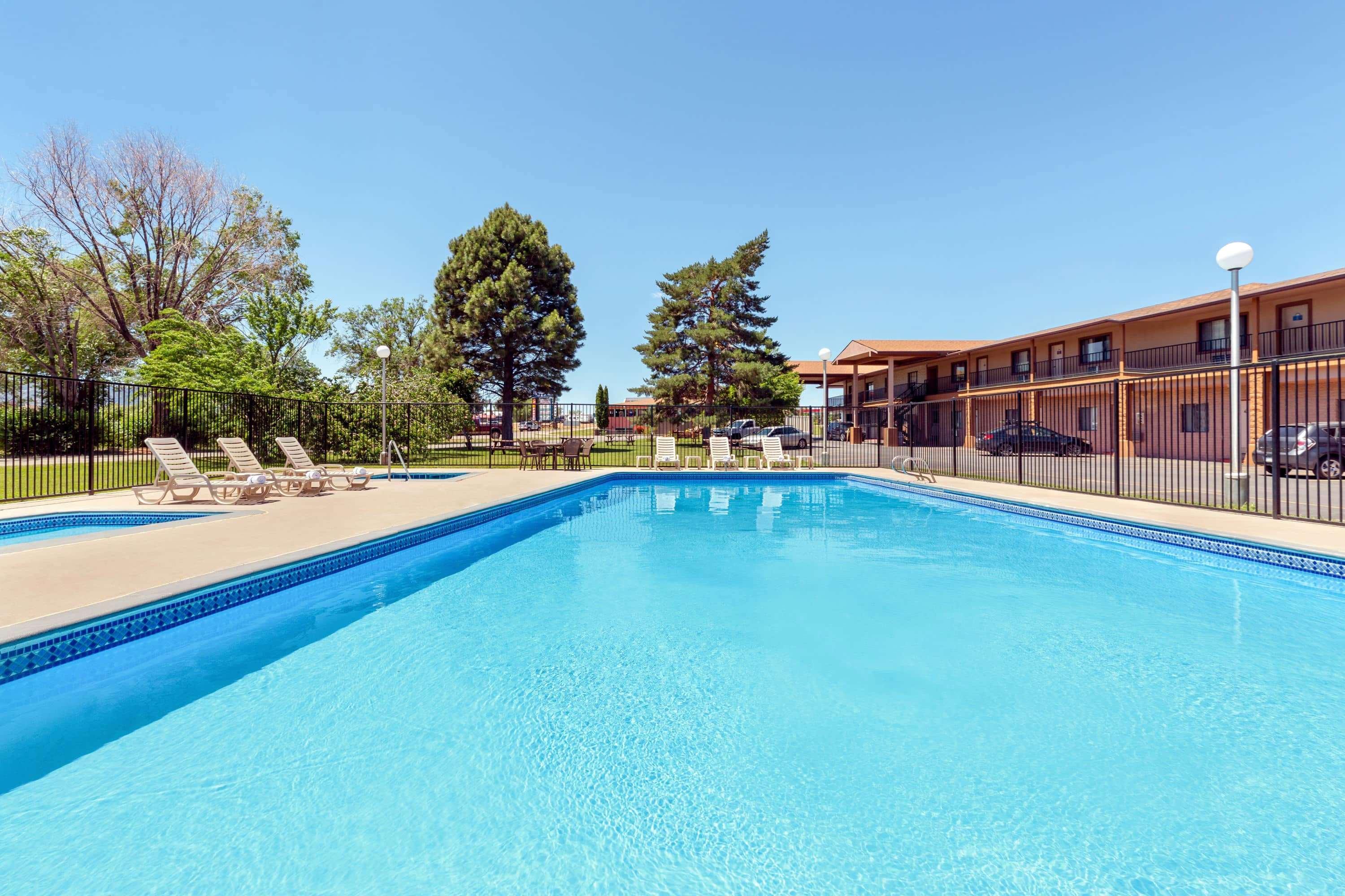 Days Inn By Wyndham Cortez Dış mekan fotoğraf