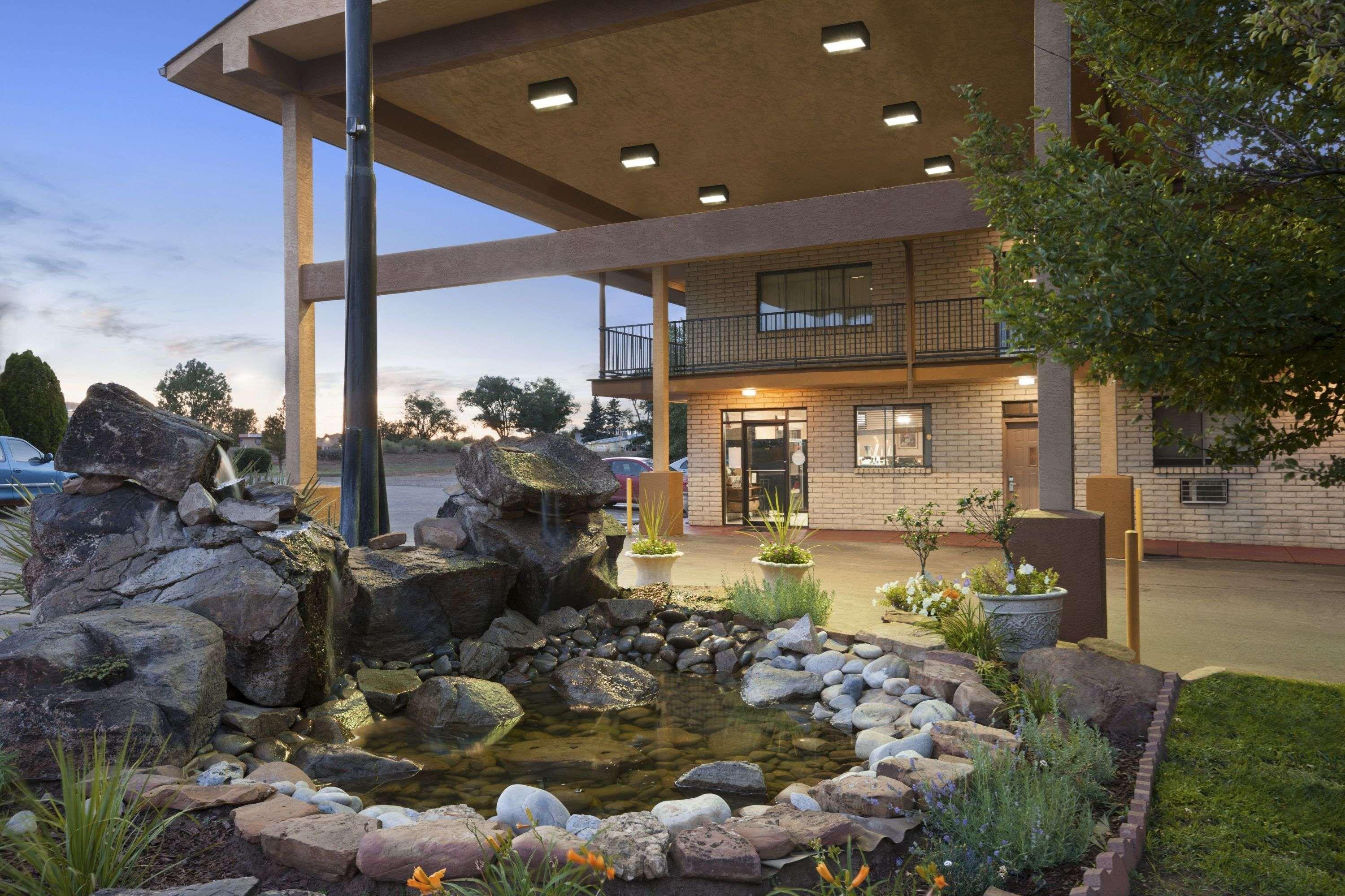 Days Inn By Wyndham Cortez Dış mekan fotoğraf